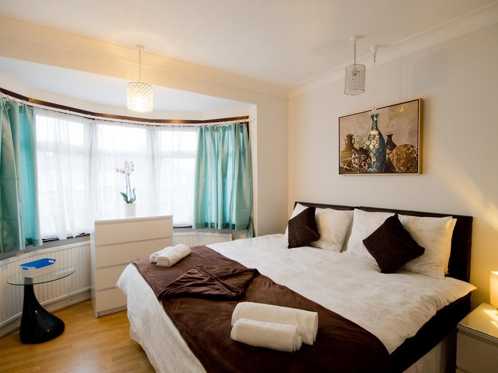 Gable Lodge London Værelse billede
